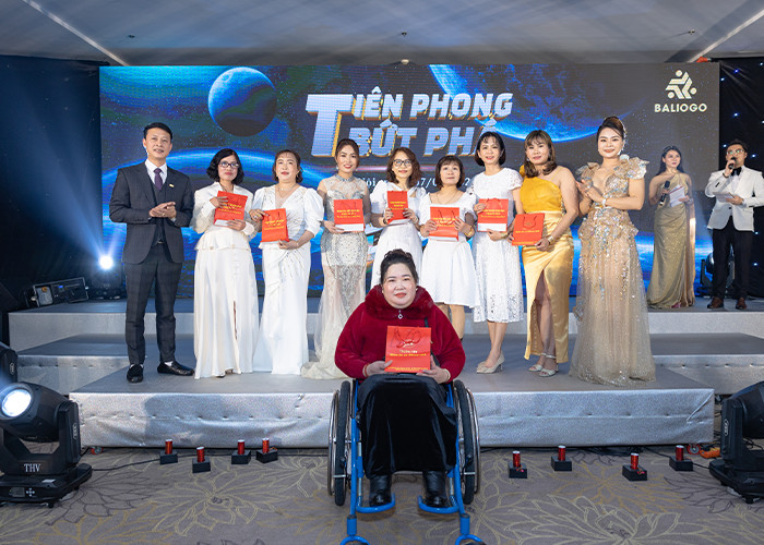 but pha tien phong 3 but pha tien phong 2